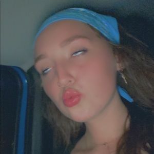 Meet your Posher, Bailey